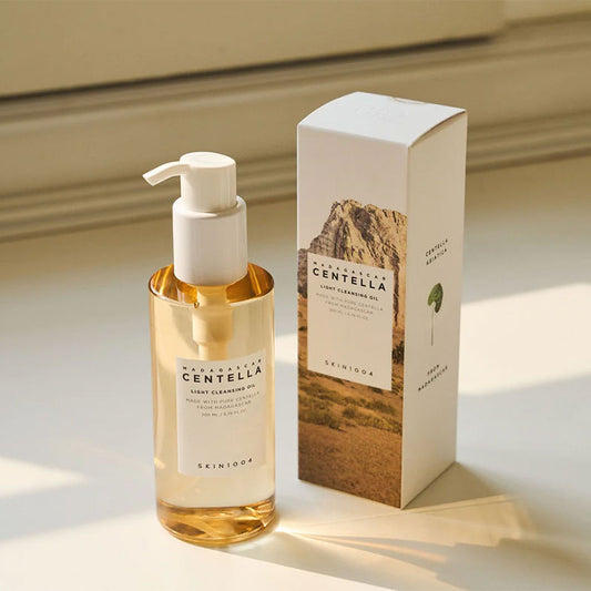  Centella Light Cleansing Oil 